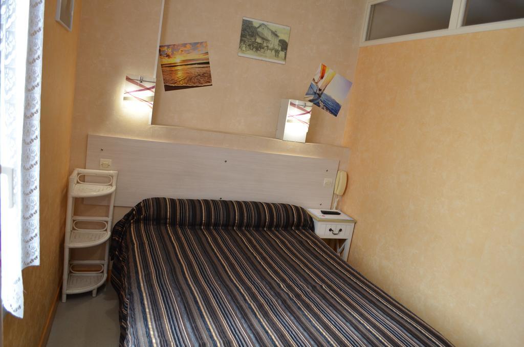 Hotel De L'Arrivee فورا الغرفة الصورة